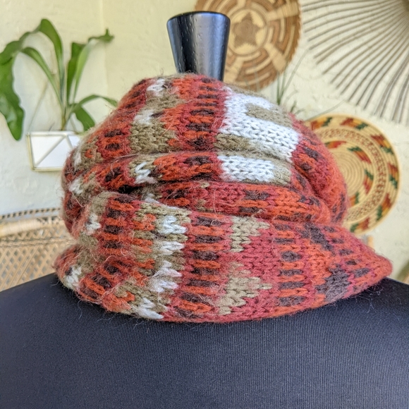 Urban Outfitters Rust Orange Red Winter Scarf Super Long Aztec Fuzzy Knit - Picture 4 of 16